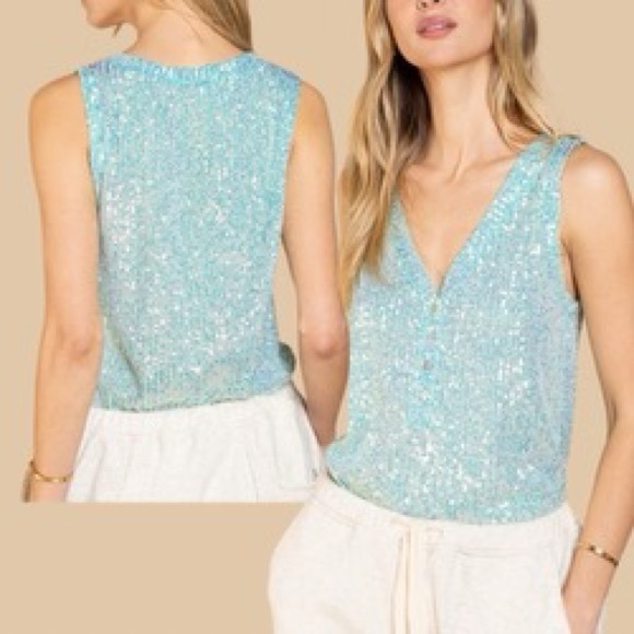 POL V-Neck Sparkle Sequin Top - Picture 5 of 7